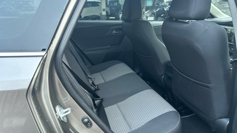 Toyota Auris 1.8 Hybrid Design TSS 5dr CVT [Nav] Hybrid Estate